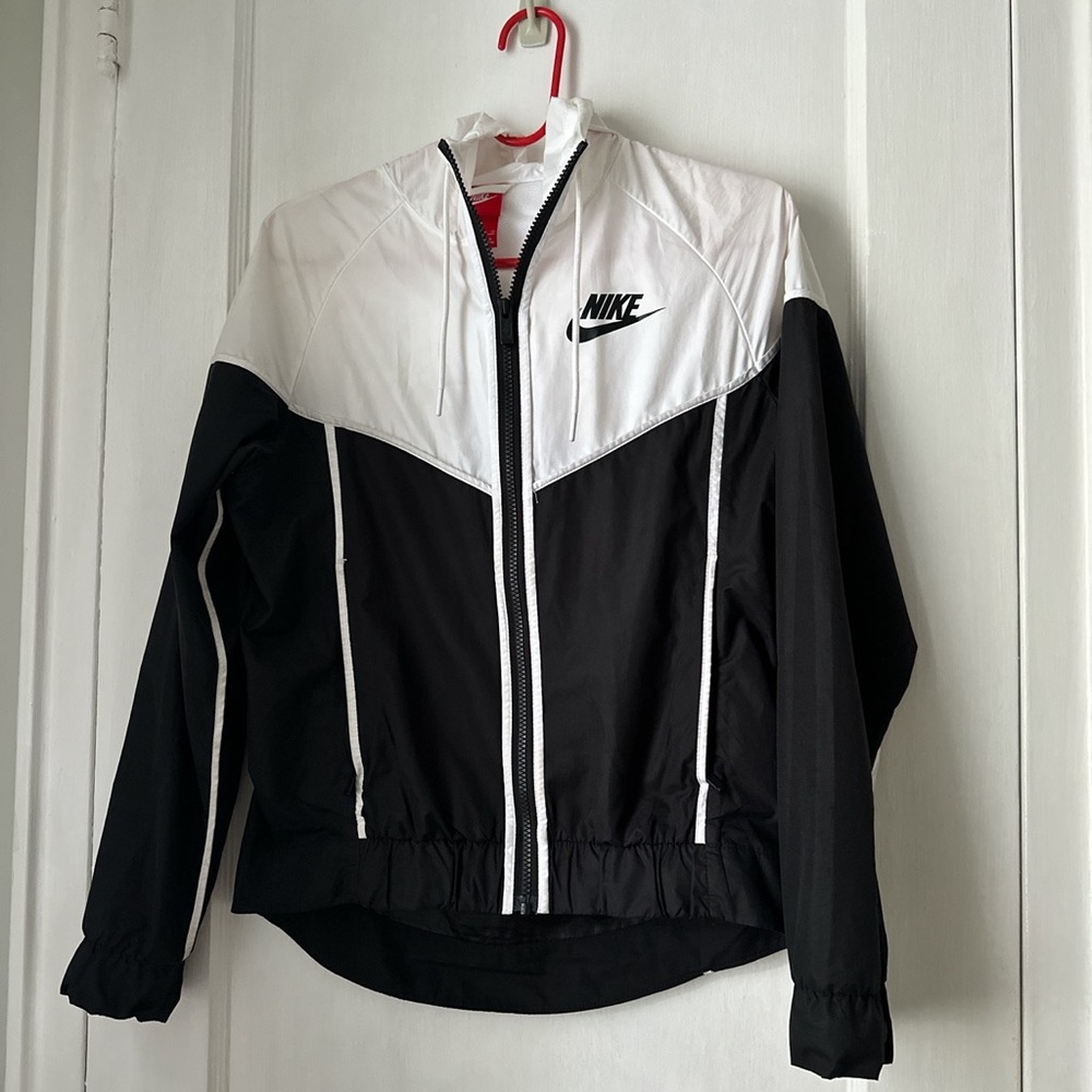 NIKE Windbreaker XS